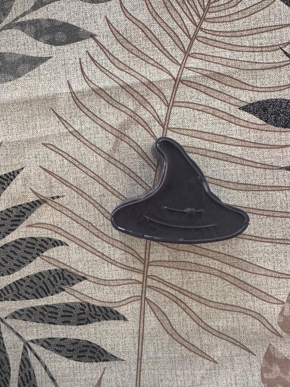 Chapeau de sorcière ~ 50 g
